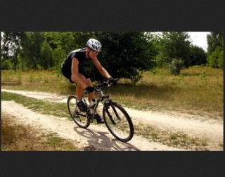 Parcours bleus et rouges en VTT.jpg